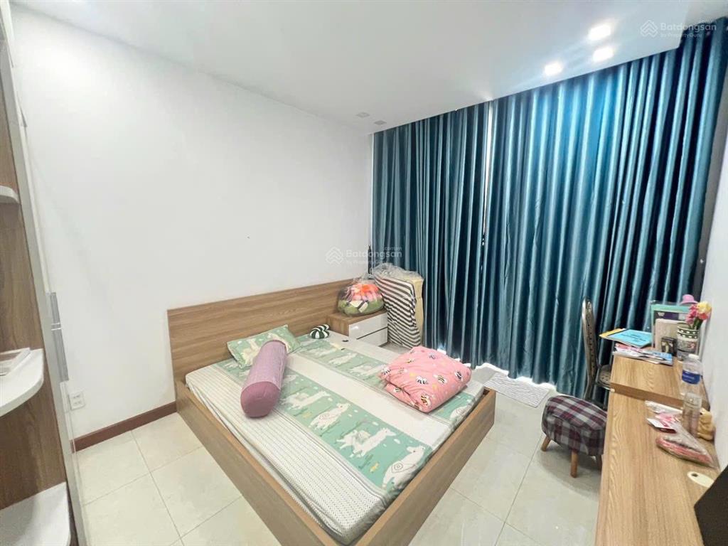 Bán nhà phan xích long, phú nhuận 145 m2 (7x 20.5)  3 tầng  hẻm xe hơi ngủ nhà.