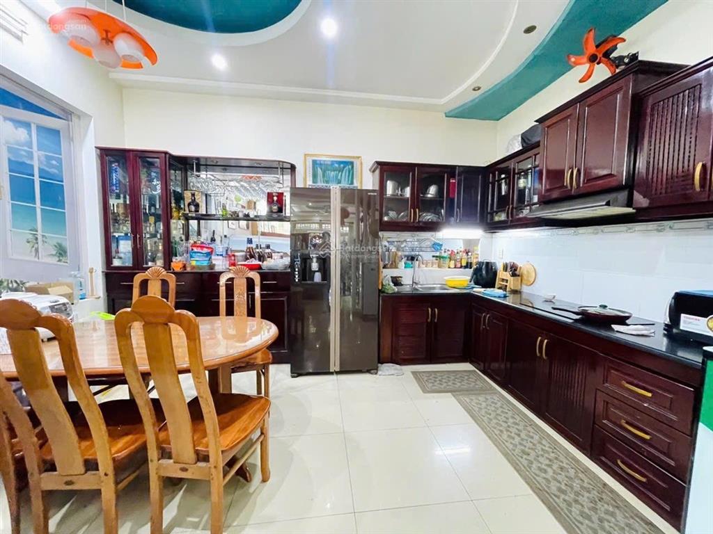 Nhà hẻm xe hơi xô viết nghệ tĩnh, bình thạnh  gần cầu thị nghè 4,6 x 14  4 tầng  13,9 tỷ tl