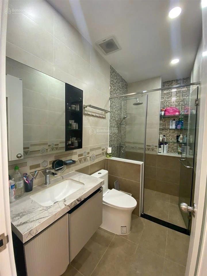 Biệt thự mini ngay gần chợ bà chiểu, bình thạnh 110m2 (6 x 18,5)  3 tầng ô tô ngủ nhà  18,9 tỷ