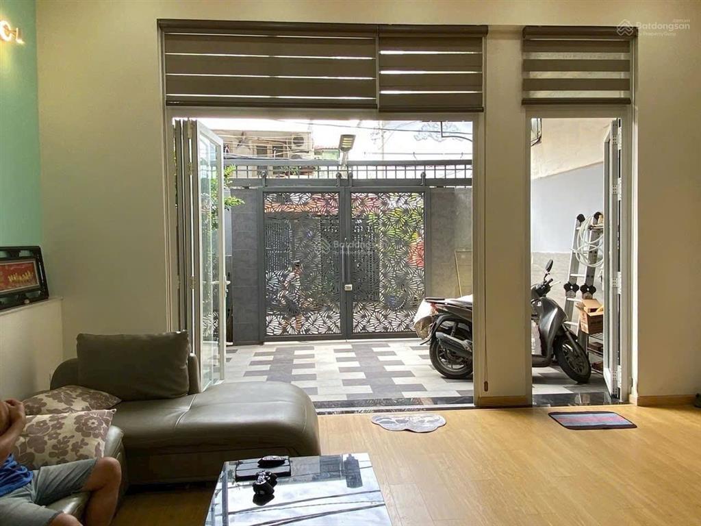 Biệt thự mini ngay gần chợ bà chiểu, bình thạnh 110m2 (6 x 18,5)  3 tầng ô tô ngủ nhà  18,9 tỷ