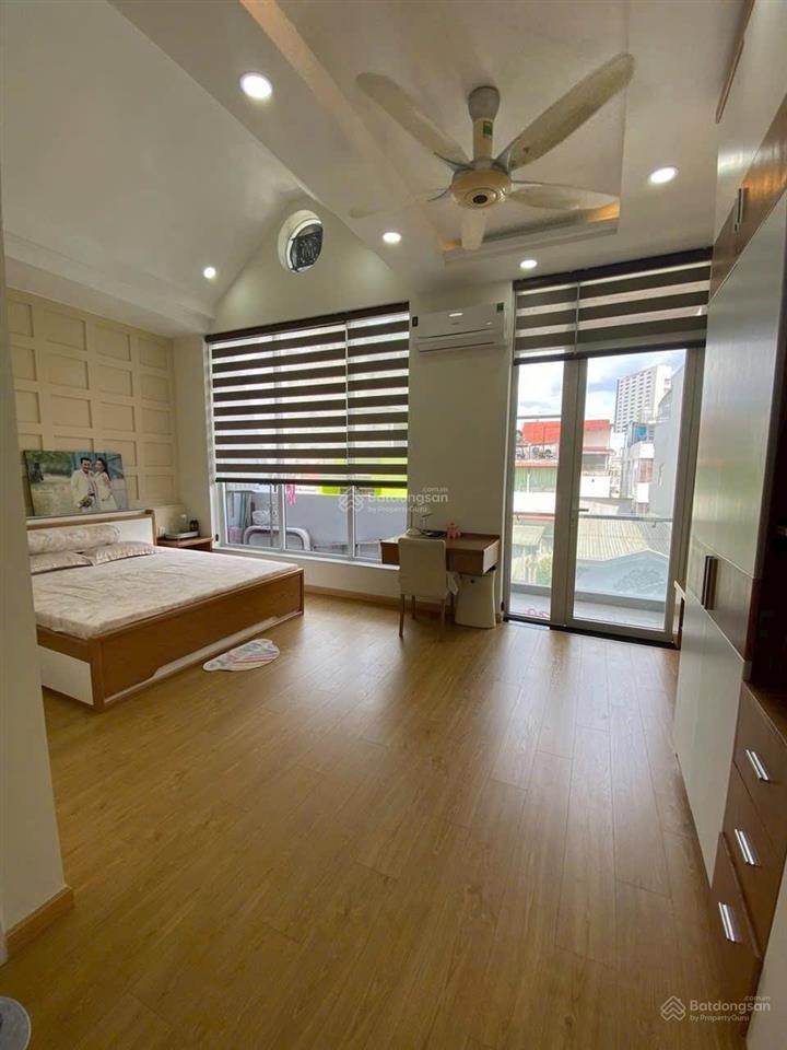 Biệt thự mini ngay gần chợ bà chiểu, bình thạnh 110m2 (6 x 18,5)  3 tầng ô tô ngủ nhà  18,9 tỷ