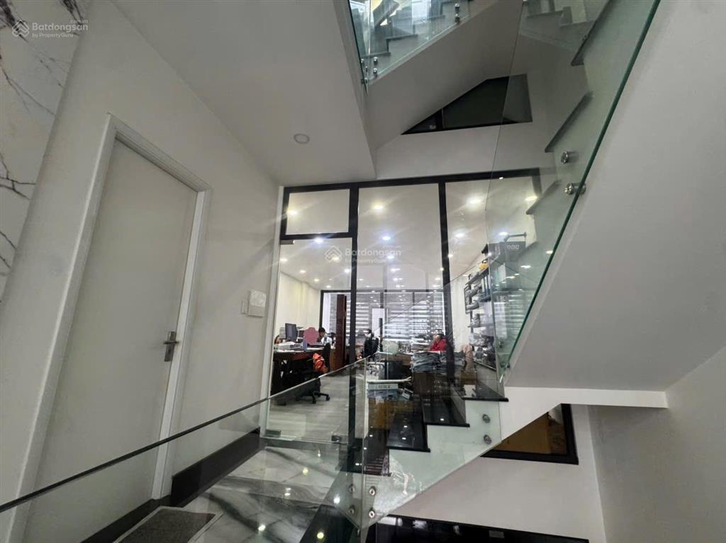 Nhà lê quang định, bình thạnh 121m2 (5x25)  7 tầng. hẻm xe hơi  18,9 tỷ