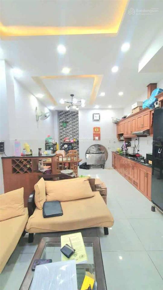 Chính chủ gửi bán nhà phạm văn đồng, bình thạnh 52m2 (5x13)4 tầnghẻm xe hơi đỗ cửa  8,4 tỷ tl