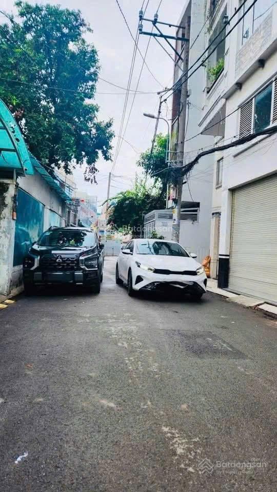Bán nhà hẻm xe hơi bùi đình túy bình thạnh 90m2 (4,4x23)  3 tầng  xe hơi ngủ nhà  13 tỷ xíu