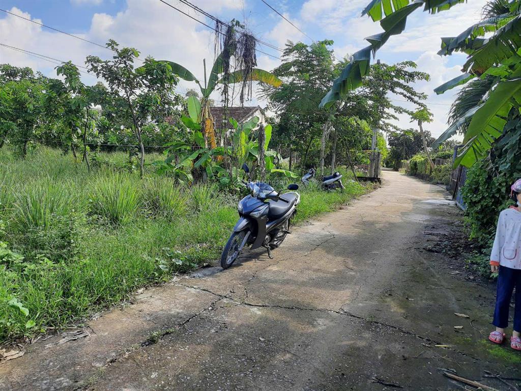 Bán gấp lô đất ở tại khu phố vườn vũ, đt 746, tân uyên, 1,76 tỷ, 255,6m²
