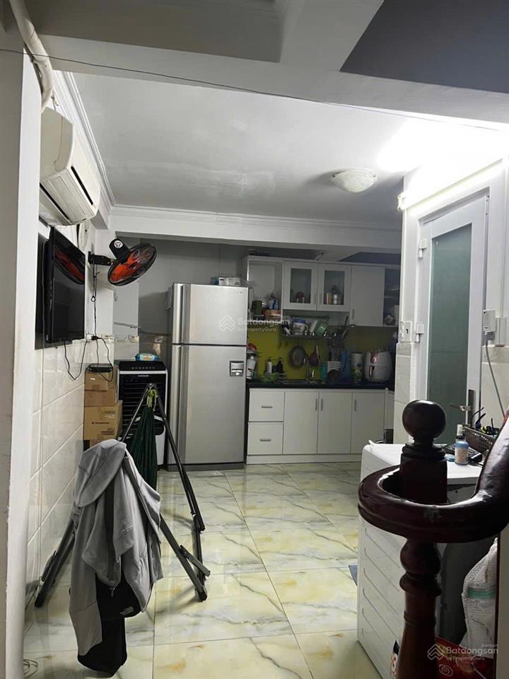 Mặt tiền huyền quang q1 trệt lửng 3 lầu st giá 20,5 tỷ tl