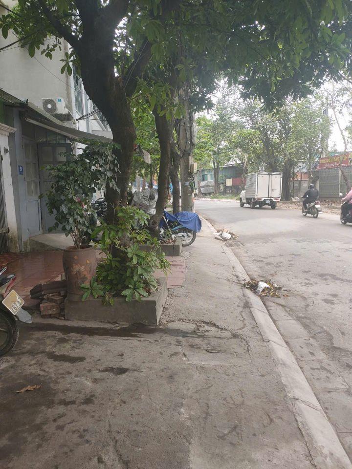 Chính chủ cho thuê nhà 3 tầng Làng nghề Triều Khúc