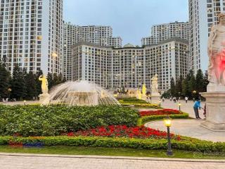 Cho thuê sàn văn phòng 360m2 với giá ưu đãi tại royal city