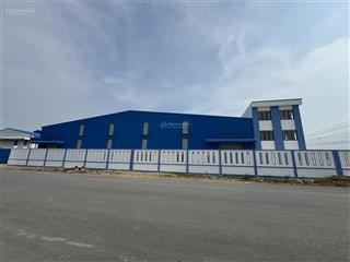 Nhà xưởng cho thuê 5700m2 trong kcn hải sơn, đức hoà, long an  tây ninh ( mới % ) nền epoxy