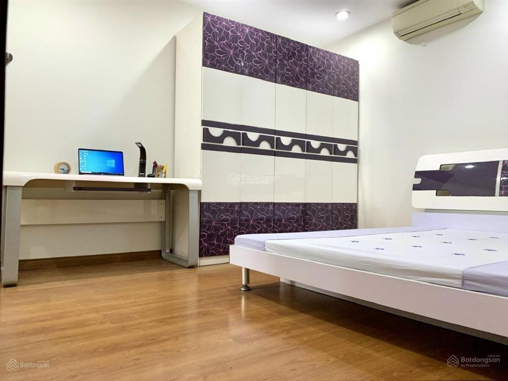 Bán chung cư 17t5  hoàng đạo thuý, dt 151m2, 3 phòng ngủ, giá 10,99 tỷ,  0379 455 ***