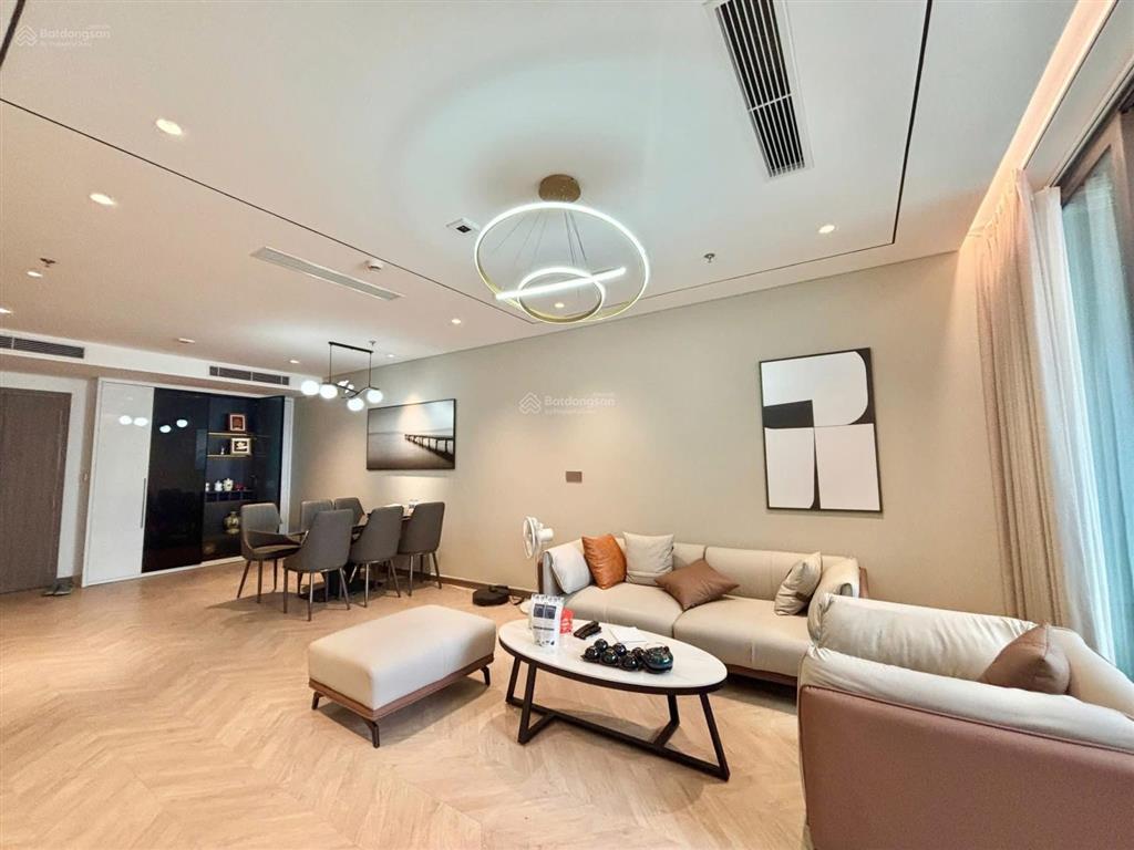 Bán chung cư 113 trung kính, diện tích 100m2, 3pn, giá 8.5 tỷ.  0379 455 ***