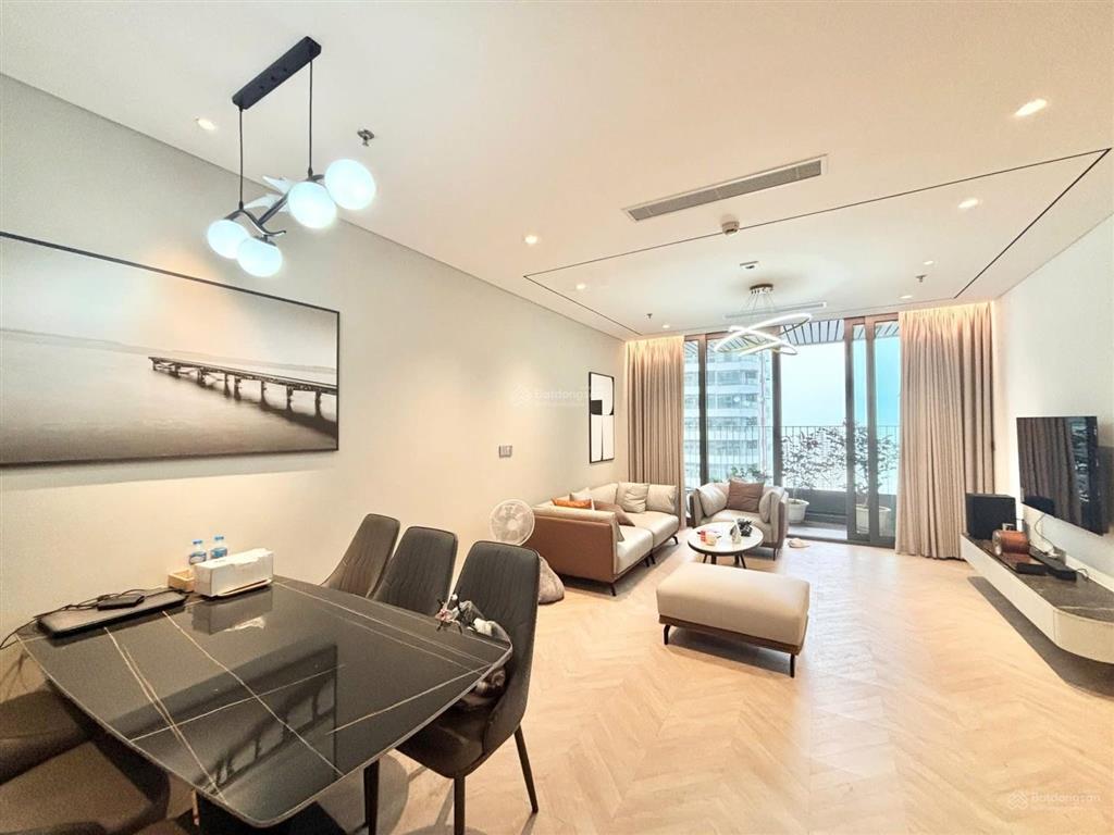 Bán chung cư viện chiến lược số 5 tú mỡ, dt 110m2, 2pn + 2wc, giá 8.5 tỷ.  0379 455 ***