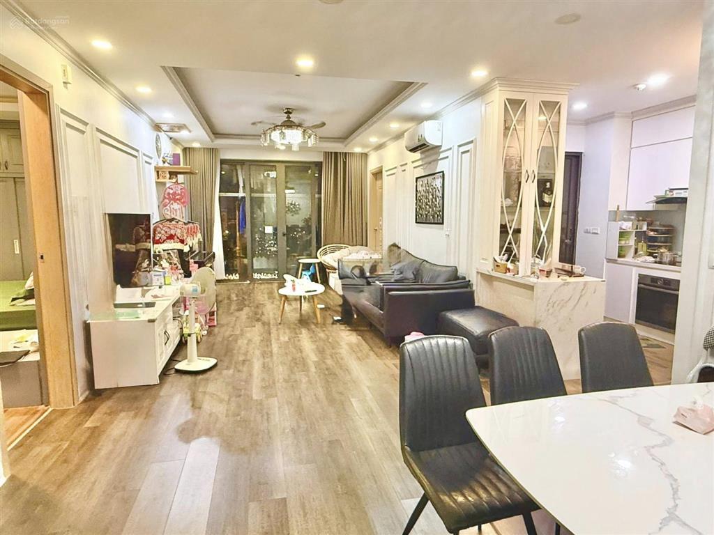 Bán chung cư n09b1thành thái, diện tích 125m2. 3 pn, full nội thất, giá 10,9 tỷ.  0379 455 ***