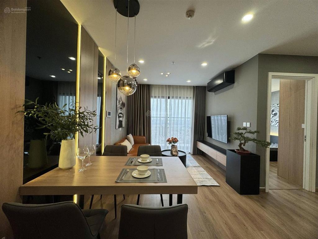 Bán chung cư n09b1thành thái, diện tích 125m2. 3 pn, full nội thất, giá 10,9 tỷ.  0379 455 ***
