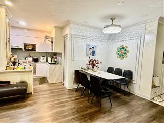 Bán chung cư vinhomes d'capitale, diện tích 76m2, 2pn, giá 7,2 tỷ.  0379 455 ***