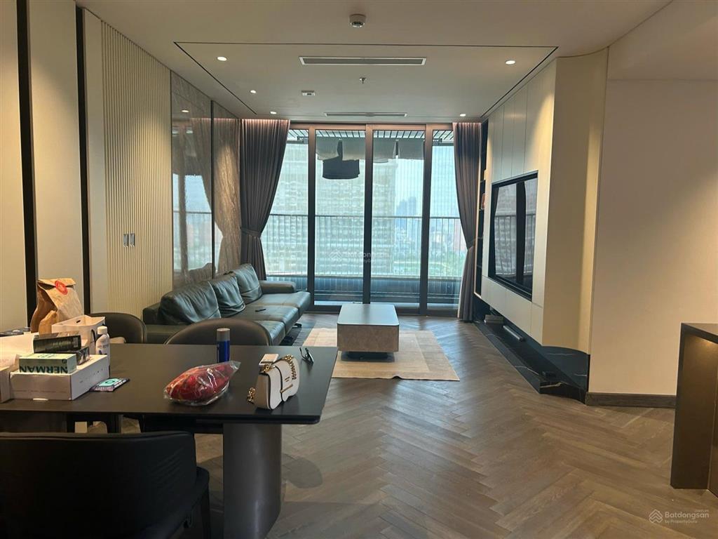 Bán chung cư vimeco ct2nguyễn chánh, diện tích 130m2, 3pn. giá 10 tỷ.  0379 455 ***