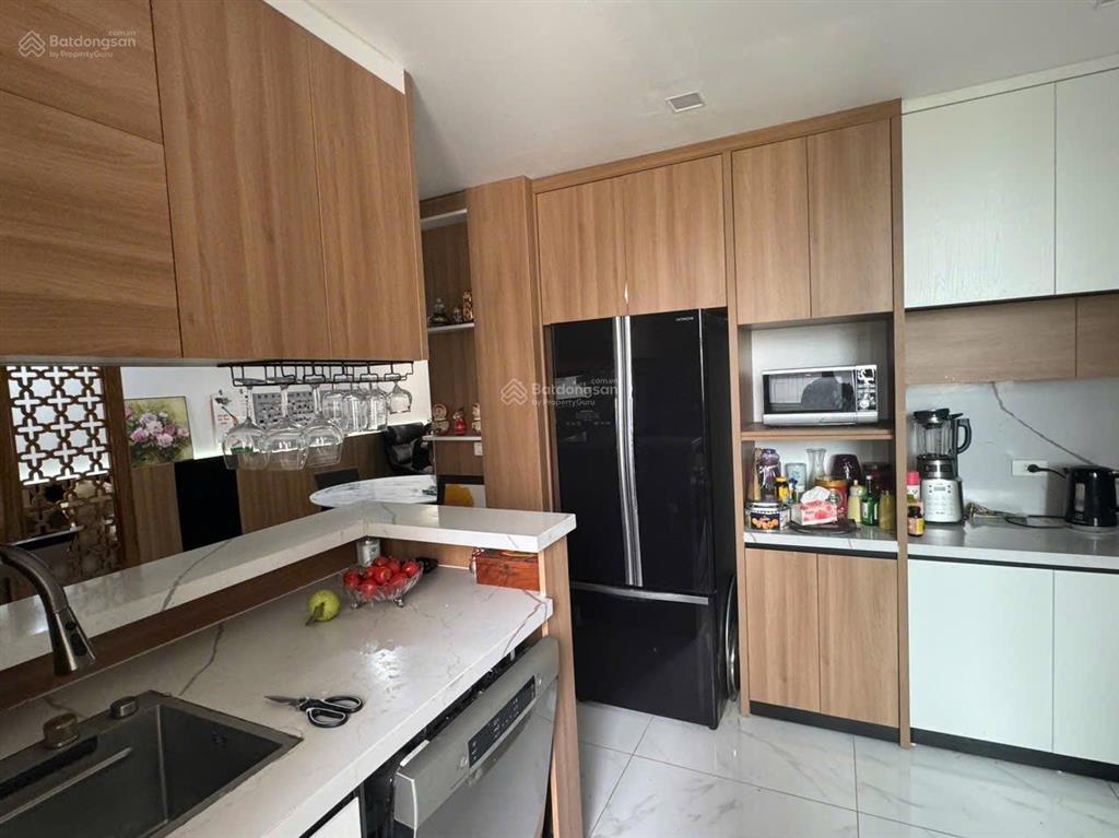 Bán chung cư n09b1 thành thái. diện tích 125m2,3pn,2wc full nội thất. giá 9.5 tỷ.  0379 455 ***
