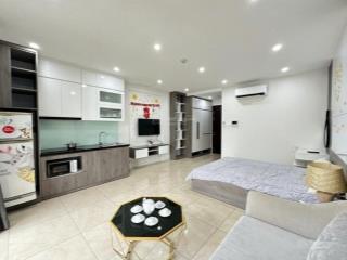 Bán chung cư ct2ahoàng cầu, diện tích 60m2, 2pn, giá 4.9 tỷ.  0379 455 ***