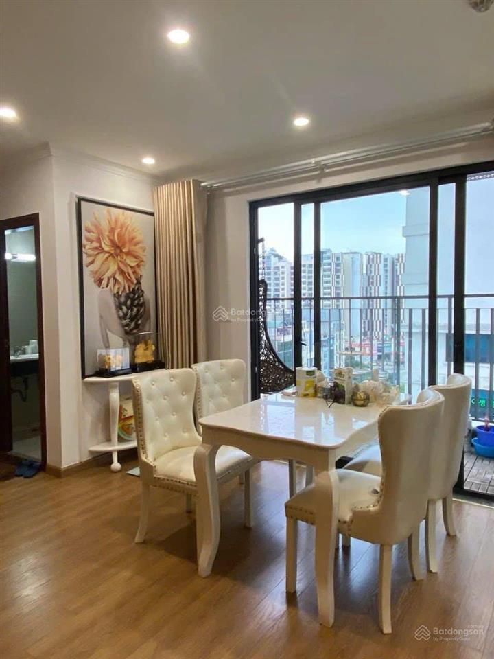 Bán căn hộ 71m2 tại central field trung kính, giá cực chất 6,6 tỷ vnd