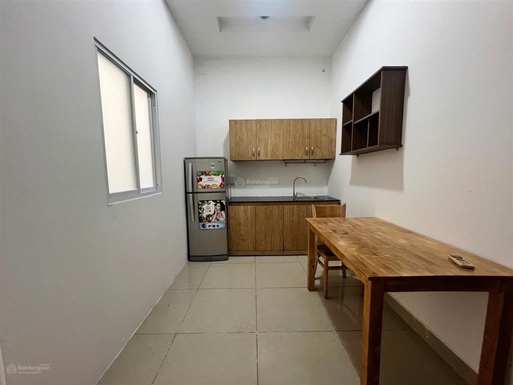 Cho thuê phòng p201, 7,7 triệu/tháng,
phòng rộng 45m2, thiết kế hiện đại, sạch sẽ, thoáng mát
