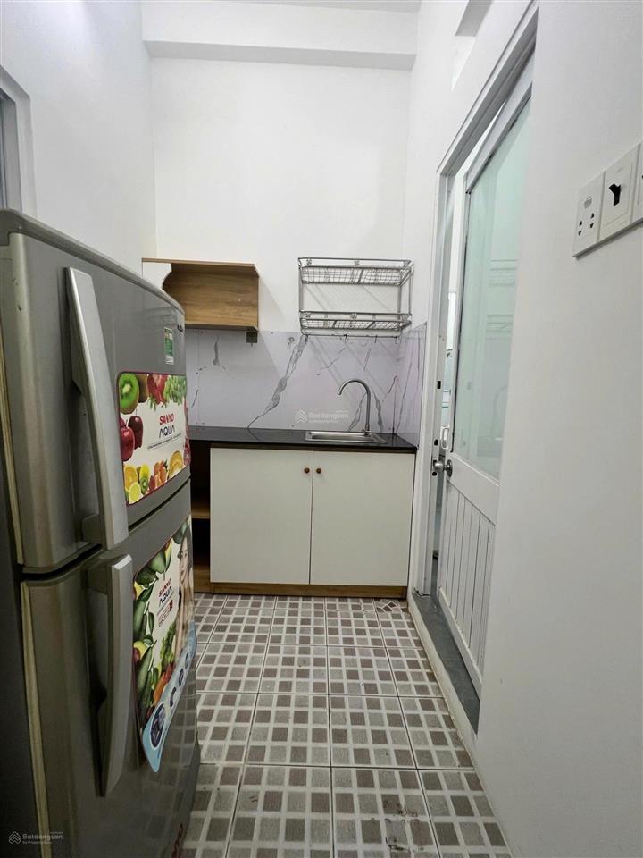 Cho thuê phòng p202 51 năm châu  tân bình giá 4,6 triệu/tháng
