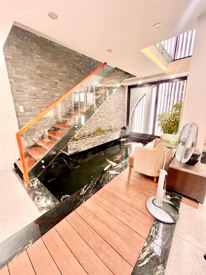 Siêu phẩm phú nhuận, hẻm ô tô , nhà 5 tầng btct, thang máy, nội thất sang trọng