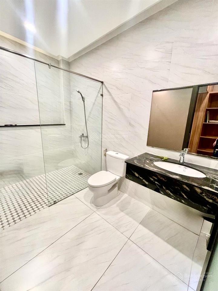 Siêu phẩm phú nhuận, hẻm ô tô , nhà 5 tầng btct, thang máy, nội thất sang trọng