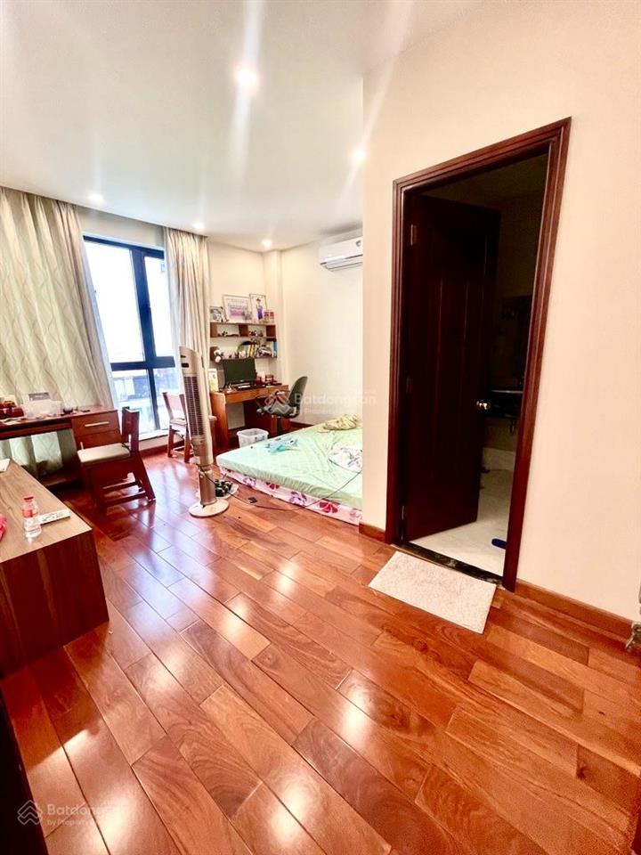 Siêu phẩm phú nhuận, hẻm ô tô , nhà 5 tầng btct, thang máy, nội thất sang trọng