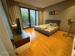 Biệt thự sân vườn huỳnh văn bánh  ngang 8m hiếm có  có thang máy