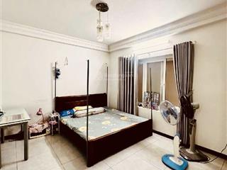 Hxh lạc long quân gần mặt tiền  thẳng 1 trục