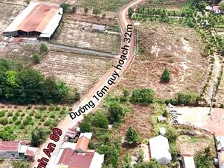 Bán vài lô đất thổ cư mặt tiền nhựa, hcm, ngay trung tâm du lịch, gần kcn, sổ sẵn, công chứng ngay