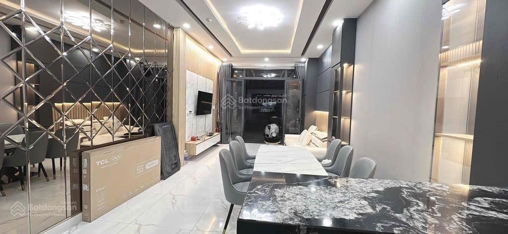 Cho thuê nr 4pn, 4wc, 56m2, 29 triệu vnd tại lê văn duyệt, p1, q.bình thạnh