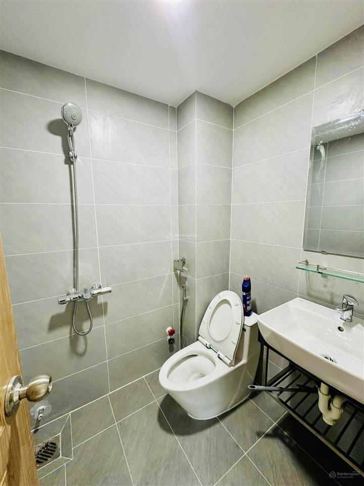 Cho thuê căn góc mới xây hẻm xe hơi đường nguyễn văn thương, 1tr3l sân thượng chỉ 30tr/tháng