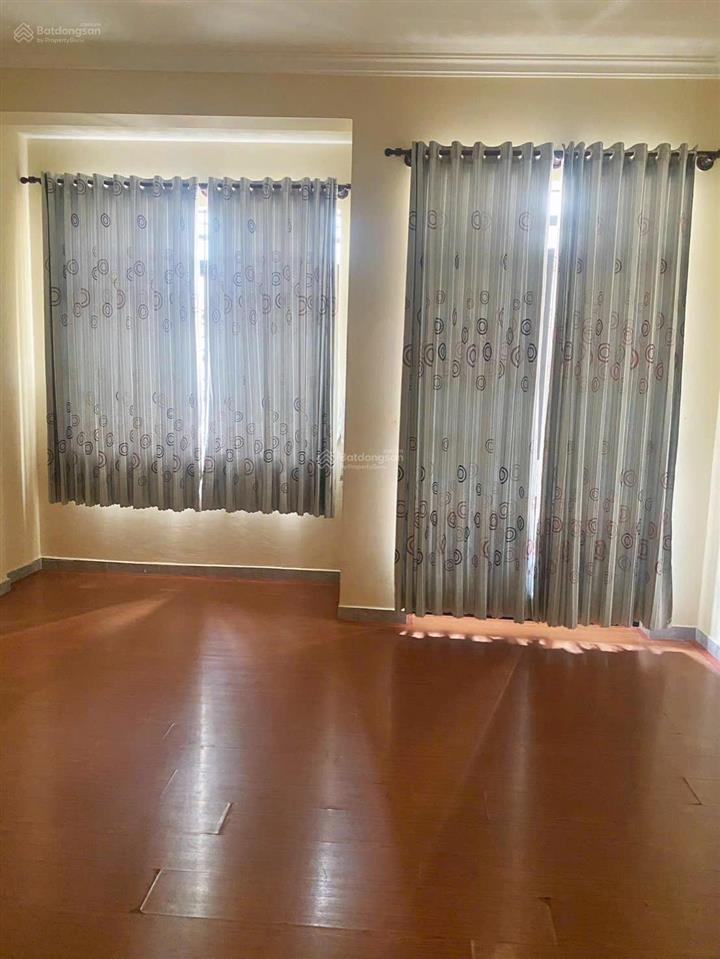 Cho thuê nc hẻm tải đường võ oanh đối diện trường gia định, 1tr2l sân thượng 4x16m chỉ 25tr/tháng