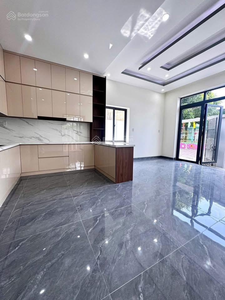 Nhà đẹp sát đường 23 tháng 10 tp nha trang  170m2  4.590 tỷ