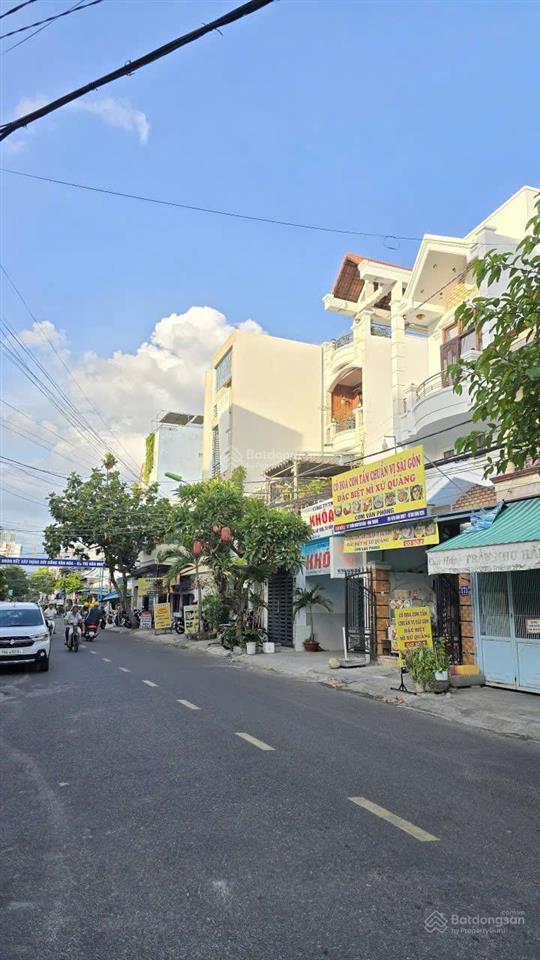 Nhà 2 mặt tiền 177 trần nguyên hãn ttp nha trang  7.4 tỷ