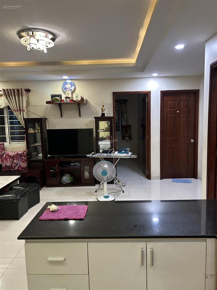 Bán căn hộ 2pn chung cư phú thạnh rộng rãi, đẹp, có nhiều tiện ích nội khu