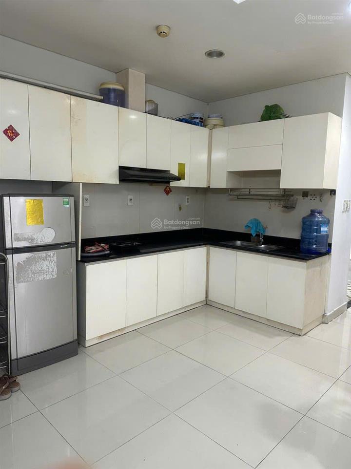 Bán cc 2pn, 2wc giá 3,95 tỷ tại hoa sen ,lạc long quân, q11, hcm, view đẹp