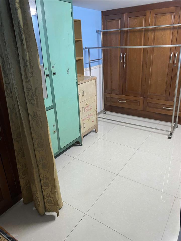 Bán chung cư lạc long quân 1pn 1wc giá tốt  có sổ, vay ngân hàng