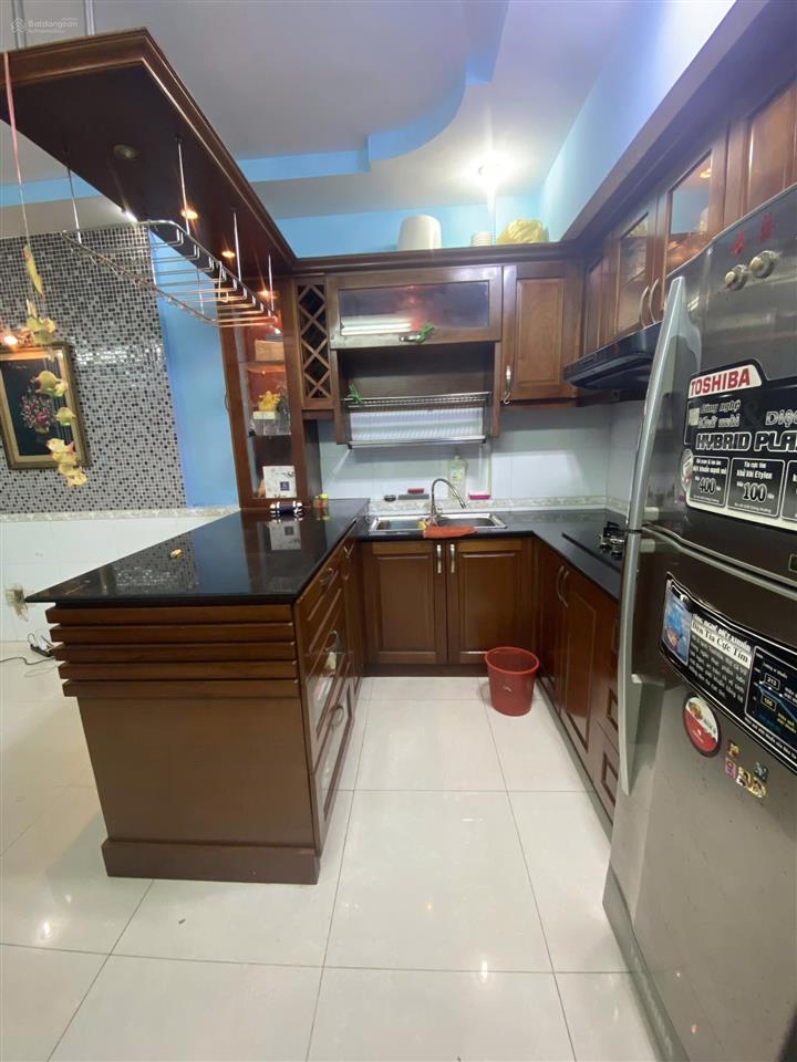 Bán chung cư lạc long quân 1pn 1wc giá tốt  có sổ, vay ngân hàng