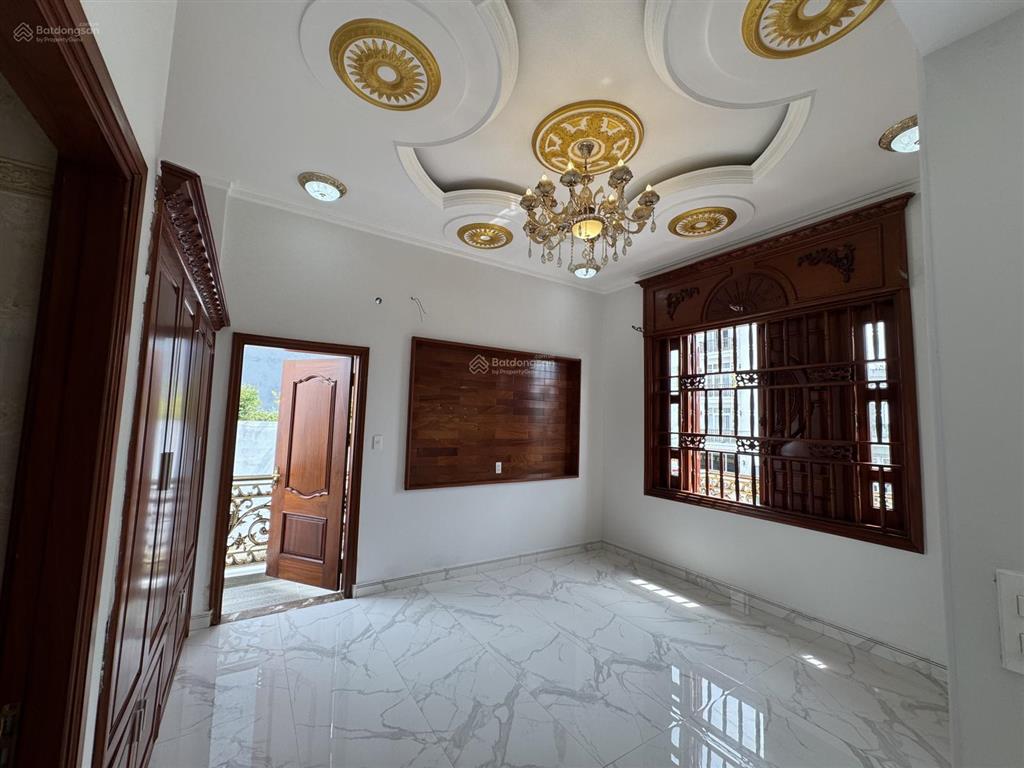 Siêu biệt thự đường d1 khu việt sing bình dương giá cực rẻ