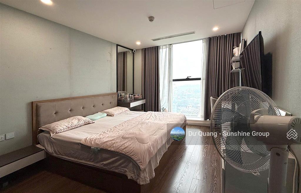 Bán căn sunshine city  2 ngủ  87,5m2 (sổ đỏ)  full đồ view sông  giá 8,3 tỷ   0966 470 ***