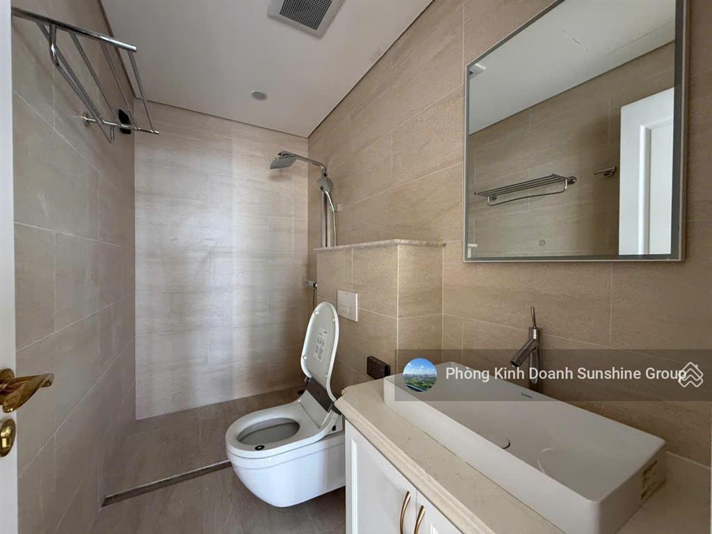 Bán gấp căn góc 3 p ngủ  99.1m2 (thông thuỷ) sunshine riverside  2 ban công  view cầu nhật tân