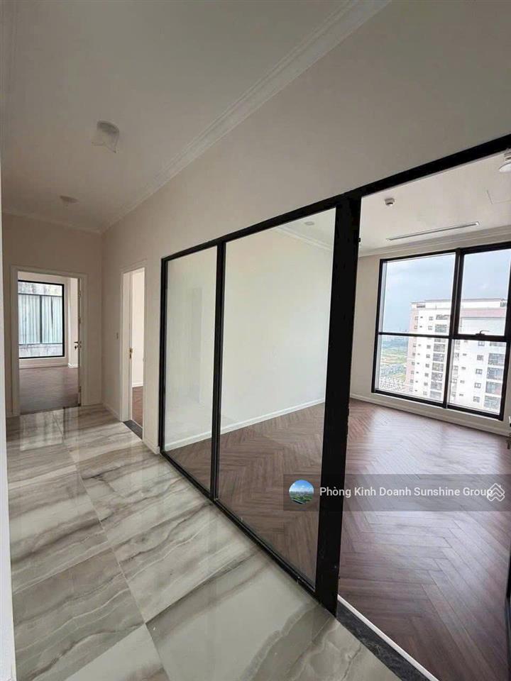 Bán gấp căn góc 3 p ngủ  99.1m2 (thông thuỷ) sunshine riverside  2 ban công  view cầu nhật tân
