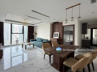 Bán căn 2 ngủ  sunshine city  view nội khu  72.7m2 (có bồn tắm) tầng trung. giá 8,2tỷ full đồ