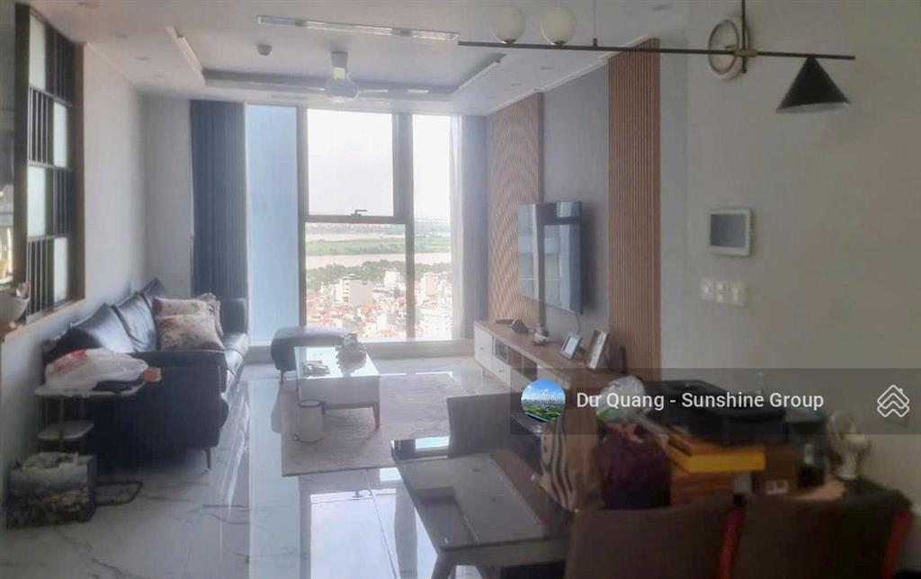 Bán căn góc 3 ngủ sunshine city  97.6m2  tầng cao  view sân golf ciputra toà s56  đông nam