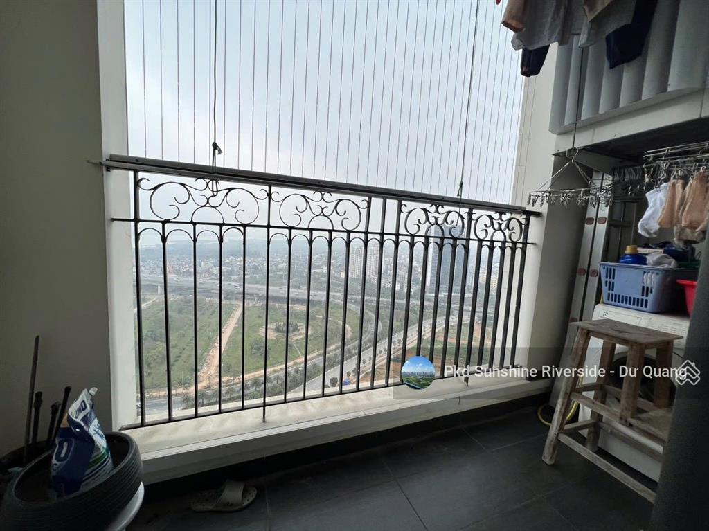 Bán căn 82.6m2 sunshine riverside  view cầu + sông  full đồ rời đầy đủ  sổ đỏ  k dính tâm linh