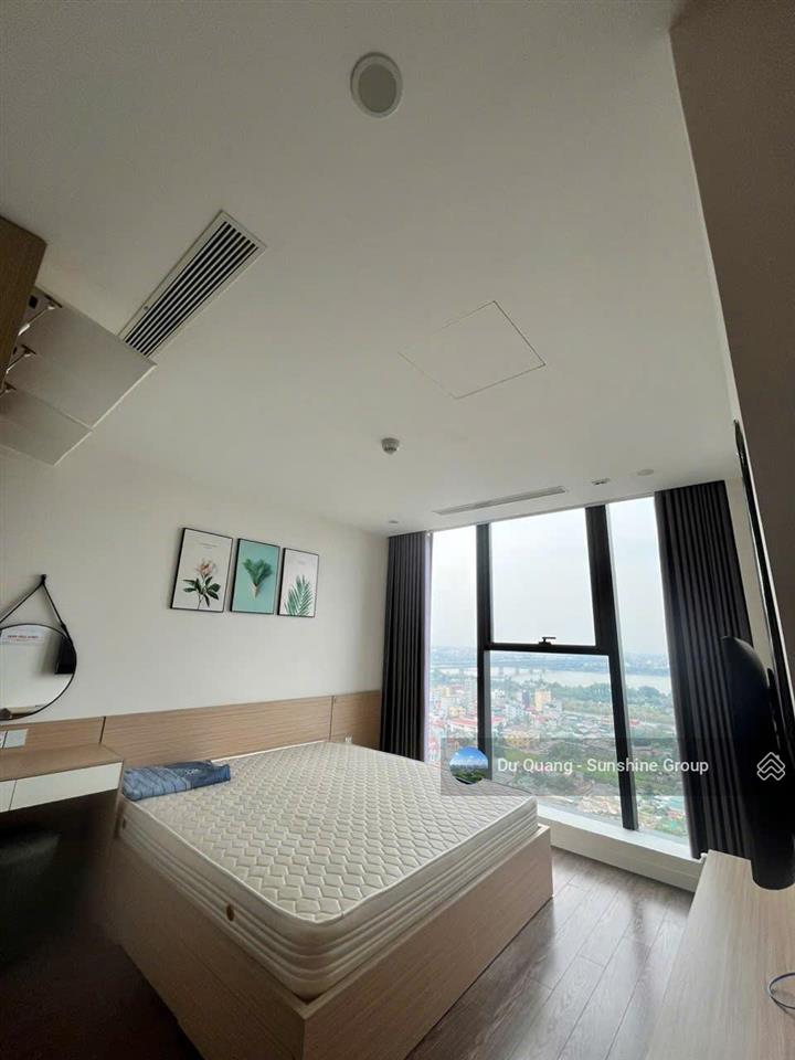 Bán căn sunshine city (2 ngủ + 1)  85,6m2 thông thuỷ  tầng cao  view sông hồng  giá 8,4 tỷ
