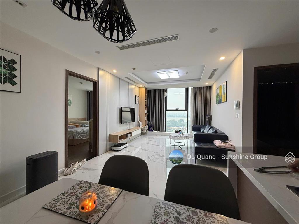 Bán căn sunshine city (2 ngủ + 1)  85,6m2 thông thuỷ  tầng cao  view sông hồng  giá 8,4 tỷ