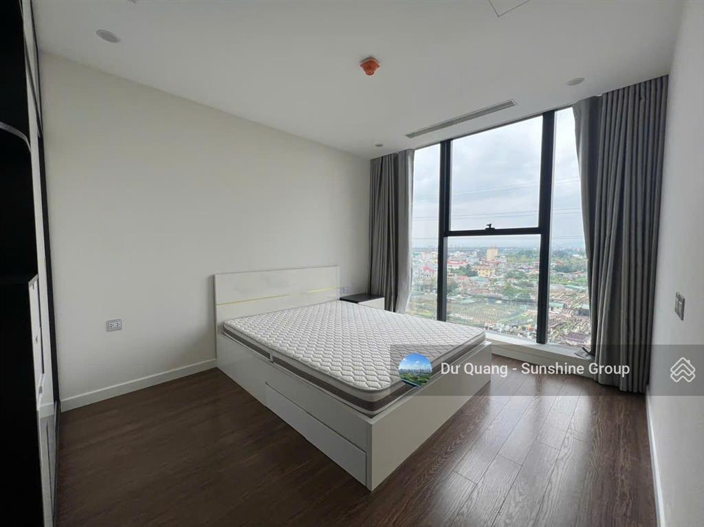 Chủ cần bán gấp căn 3pn sunshine city  98,5m2 thông thuỷ  view sông hồng  9,5tỷ bao phí (sẵn sổ)
